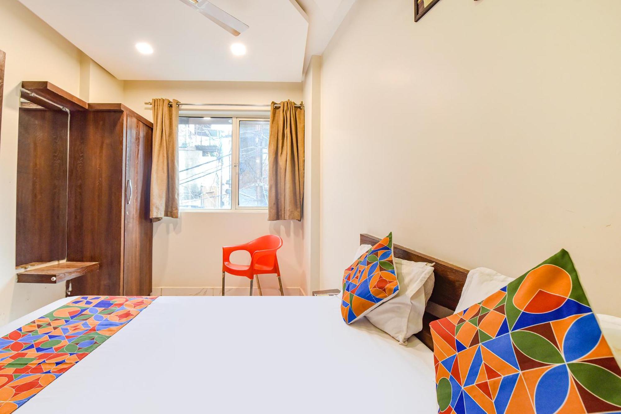 Fabexpress Ta Paradise Ujjain Extérieur photo